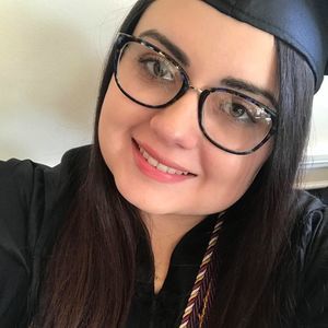 Meet your Posher, Ana